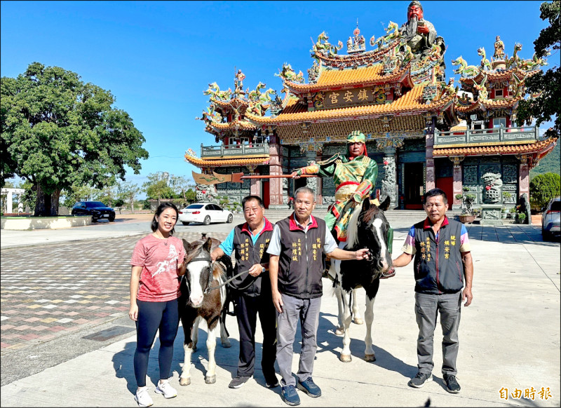 「關公馬」明年跑車城山海秘境。 （記者蔡宗憲攝）