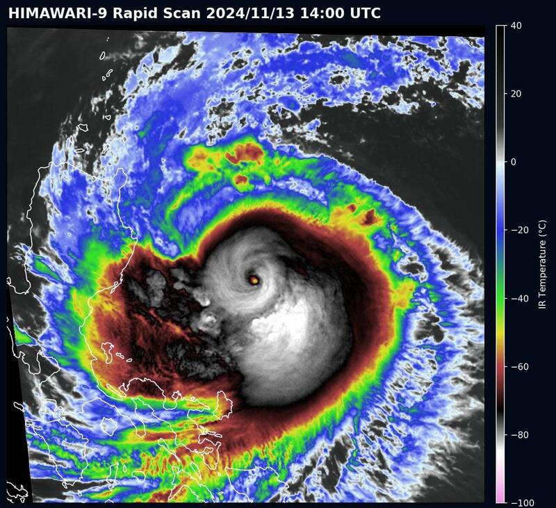 天兔颱風「針眼」出現 猛爆增強挑戰今年第6個強颱 - 生活 - 自由時報電子報