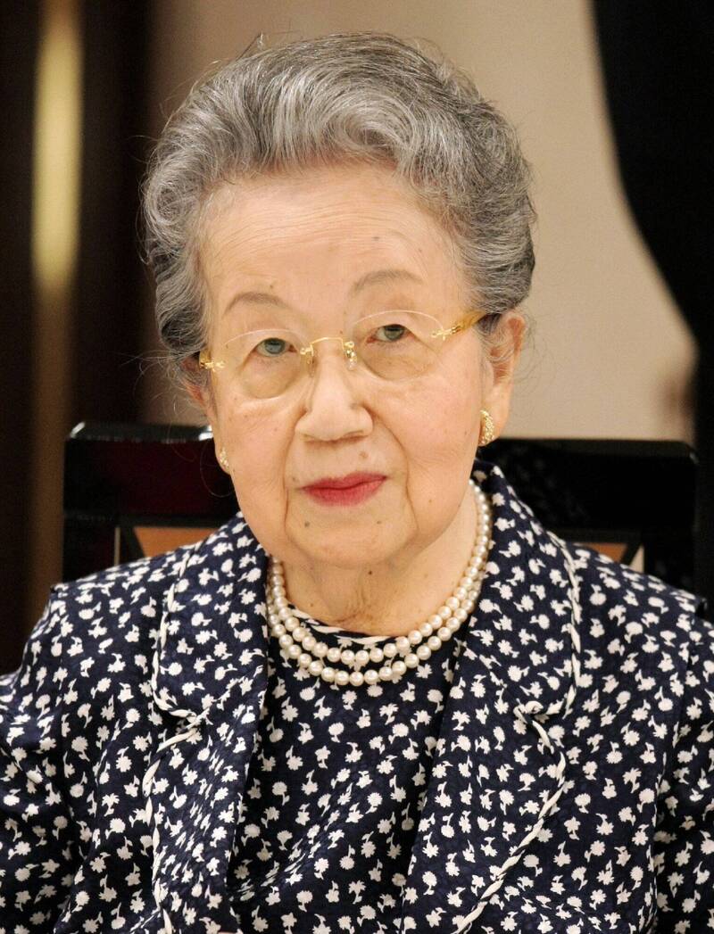 崇仁 親 王妃 百合子
