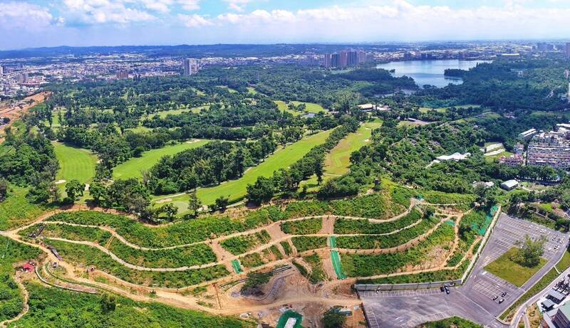 民間團體支持讓澄清湖自然美景，成為全市的公共資產。（高雄市都發局提供）