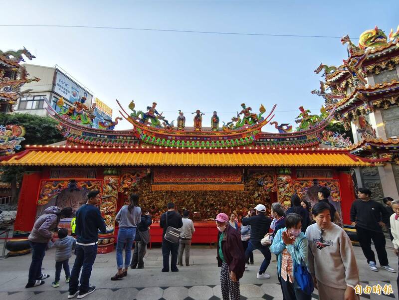 鎮瀾宮建醮盛大登場，匯聚近2萬尊大小神像參與盛會。（記者張軒哲攝）