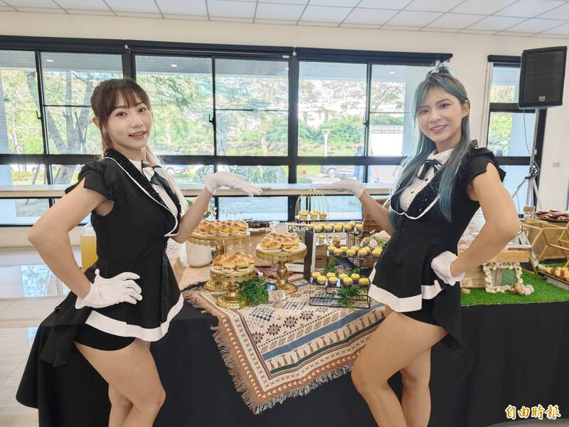 經濟發展局在萬國通路創意觀光工廠舉辦頒獎典禮,也歡迎各界來台南旅遊,享受美食。(記者吳俊鋒攝) 經濟發展局在萬國通路創意觀光工廠舉辦頒獎典禮,也歡迎各界來台南旅遊,享受美食。(記者吳俊鋒攝)