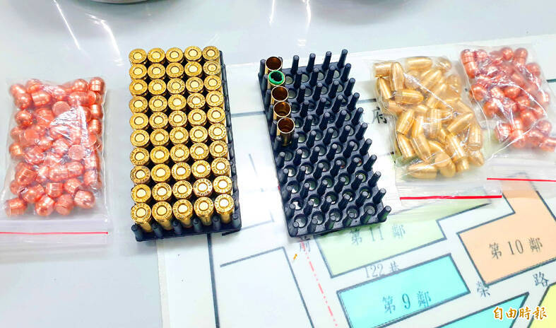 Seized bullet components and blank cartridges are displayed by police in Nantou County in an undated photograph.
Photo copied by Hsieh Chieh-yu, Taipei Times