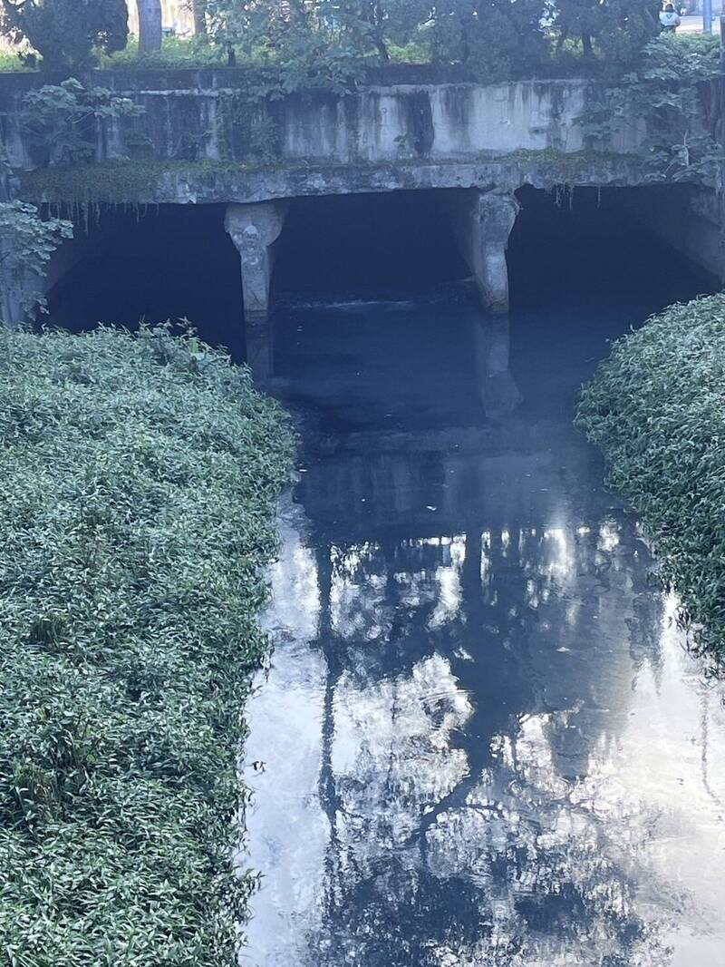 新北市環保局強化蘆洲水湳大排周邊工廠的整治力道，提升流域環境及生活品質。（新北市環保局提供）