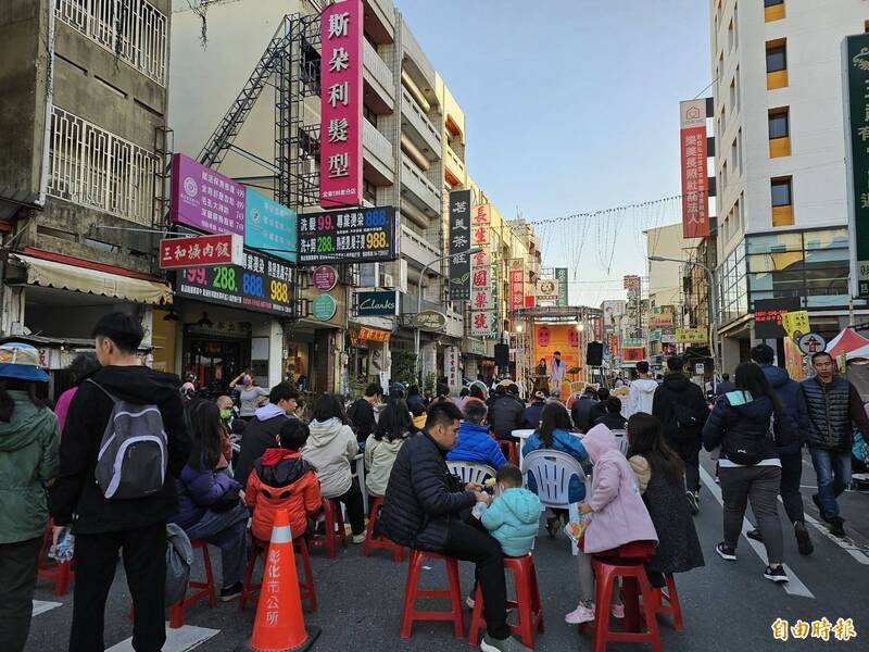 彰化市今年開辦的春節市集，5天吸引近20萬人。（資料照，記者劉曉欣攝）