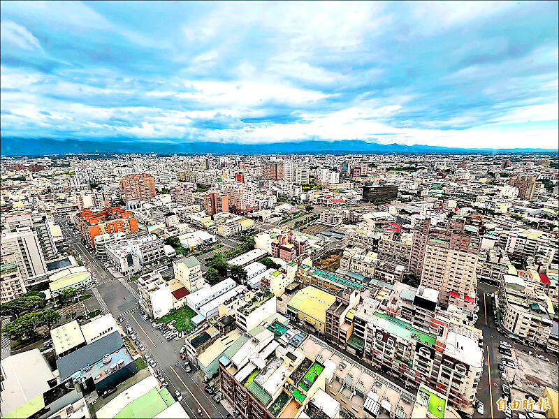 Commercial and residential buildings are pictured in Taipei in an undated photograph.
Photo: Taipei Times