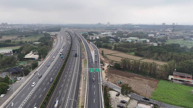 台66線接國3大溪交流道最後一哩路，南下八德匝道通車了。（高公局提供）