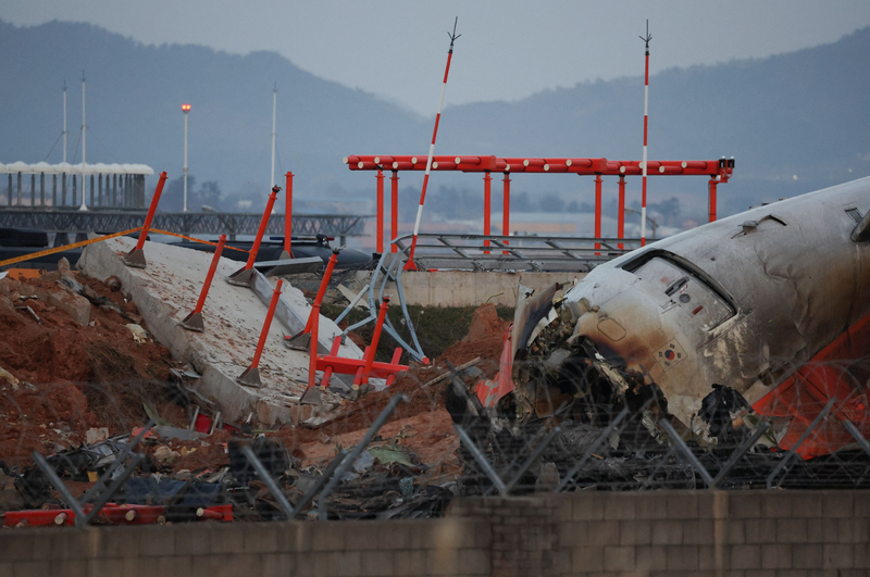 濟州航空一架載有181人的客機昨天（29日）上午發生重大空難。（路透）