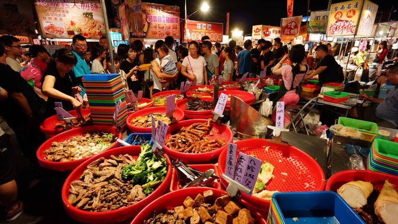 台南市夜市眾多，較具規模的夜市將近50個之多。（圖由南市觀旅局提供）