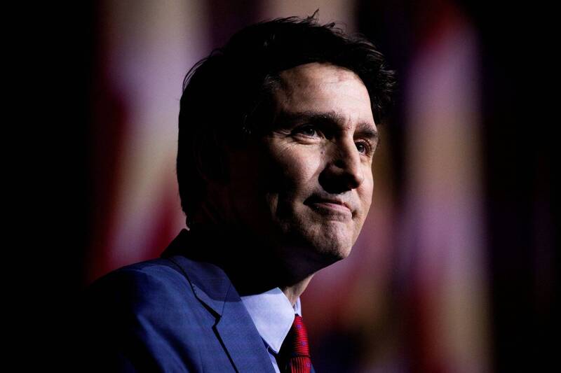 「環球郵報」（Globe and Mail）今天引述3位消息人士報導，加拿大總理杜魯道（Justin Trudeau）最快將於明天宣布辭去自由黨領袖一職。（路透）