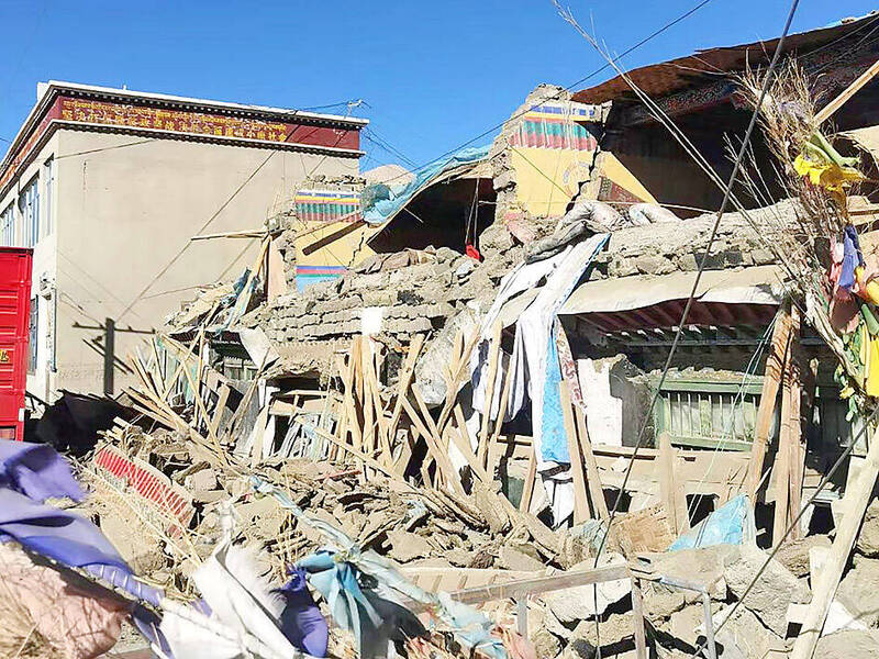 
Damaged houses in Tibet are pictured yesterday after an earthquake hit the area.
Photo: AFP