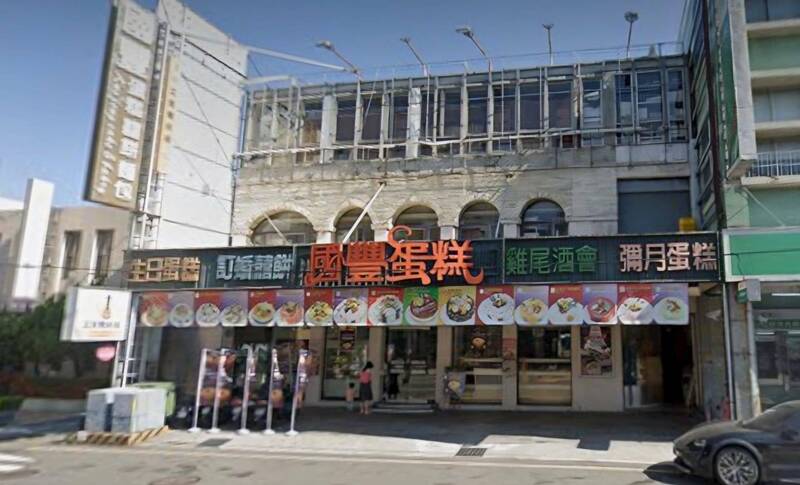 國豐蛋糕豐原分店傳出有女員工受傷。（取自GOOGLE地圖）