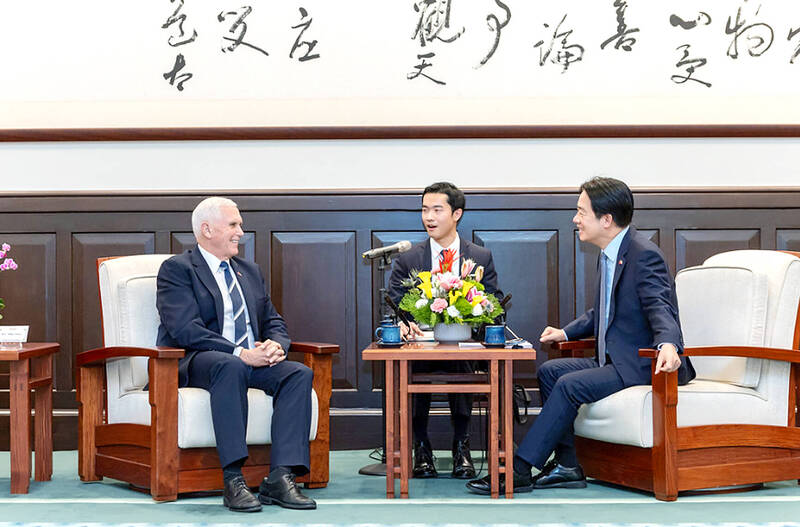 
Former US vice president Mike Pence, left, and President William Lai, right, meet at the Presidential Office in Taipei yesterday. 
Photo: Screen grab from the Presidential Office’s Flickr page