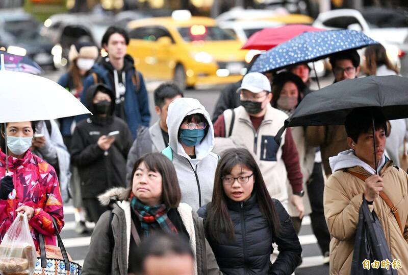 「天氣風險 WeatherRisk」表示，今年春節期間的天氣概況為：今至週五白天氣溫偏冷，但天氣穩定，適合戶外活動；週五晚間起天氣將有逐漸轉差趨勢，週末天氣較不穩定，出行安排需留意天氣變化。（資料照）