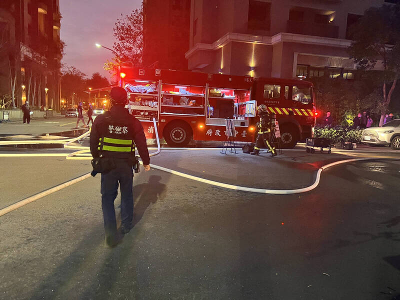 警方也派員到場維持交通秩序。（民眾提供）
