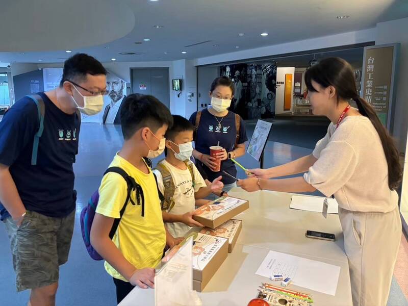 大學生看過來!教育部今年大增公部門見習機會至750人次。(教育部提供) 大學生看過來!教育部今年大增公部門見習機會至750人次。(教育部提供)