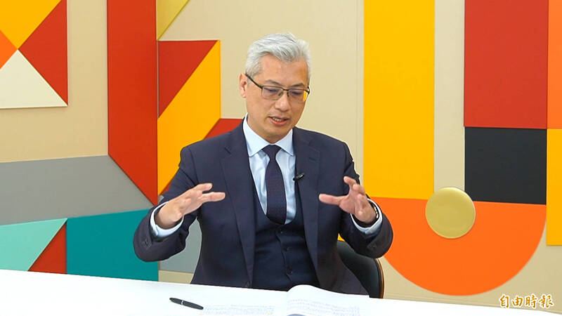 經濟部產發署副署長鄒宇新接受《官我什麼事》專訪指出，區塊開發3-3是開放競爭的時機點，國產化項目在歷經10年練兵後應要已具備打國際盃的水準。（記者于安亭攝）