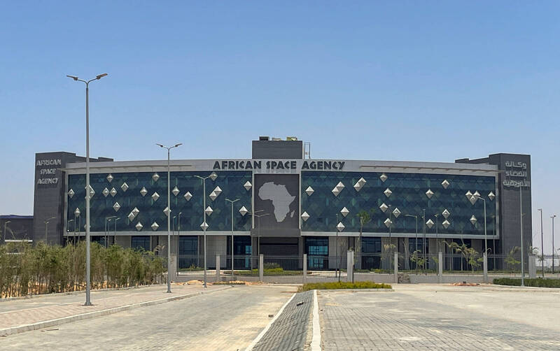 中國協助埃及打造的太空城核心設施，位於開羅以東約30公里處，靠近埃及總統塞西政府正在興建的新行政首都。（路透檔案照）