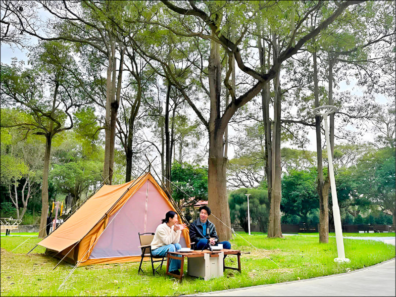 新化虎頭埤情人節推出多項浪漫活動。(台南市觀旅局提供) 新化虎頭埤情人節推出多項浪漫活動。(台南市觀旅局提供)