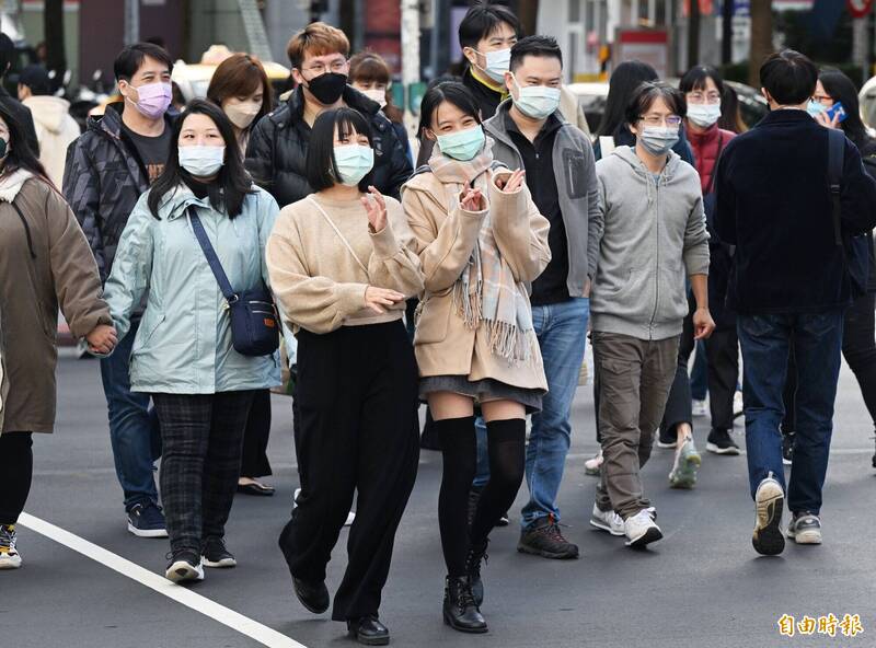 今冷氣團南下，越晚越冷，明後兩天（17-18日）平地最低溫將降至10度以下。（資料照）