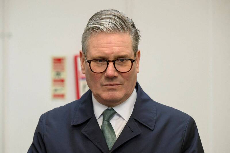 英國首相施凱爾表明願部署軍隊維護烏國和平。（路透）