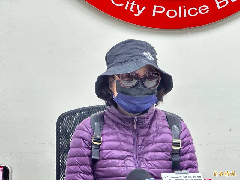 資深股民在臉書上遇到詐騙,損失5百多萬元,今天特別用自身經歷,勸大家小心詐騙。(記者吳昇儒攝) 資深股民在臉書上遇到詐騙,損失5百多萬元,今天特別用自身經歷,勸大家小心詐騙。(記者吳昇儒攝)