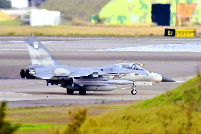 空射雄三 首度亮相