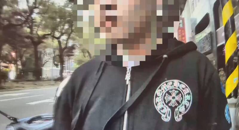 無照男遇警攔查被扣車冷汗直流 搜出泡泡瑪特毒咖啡及愷他命 - 社會 - 自由時報電子報