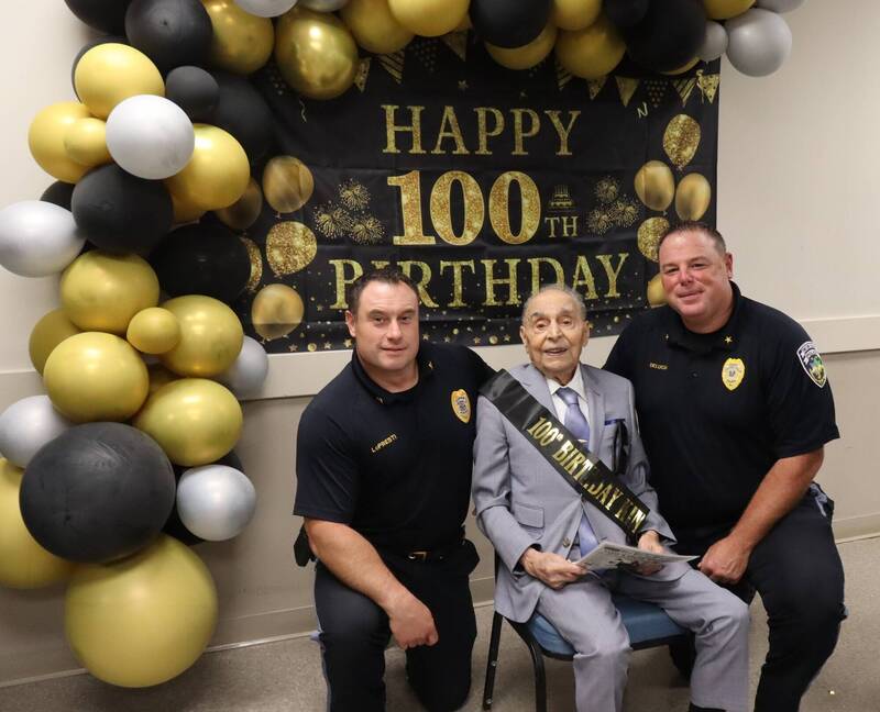 93歲才投入政界！美國現任最高齡市長百歲去世 - 國際 - 自由時報電子報