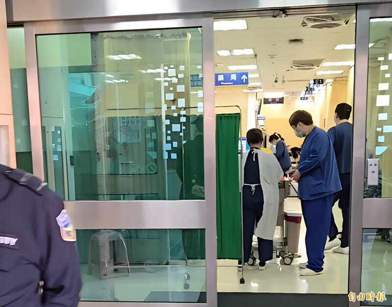 急診爆滿醫界求救  行政院緊急開會因應 - 生活 - 自由時報電子報