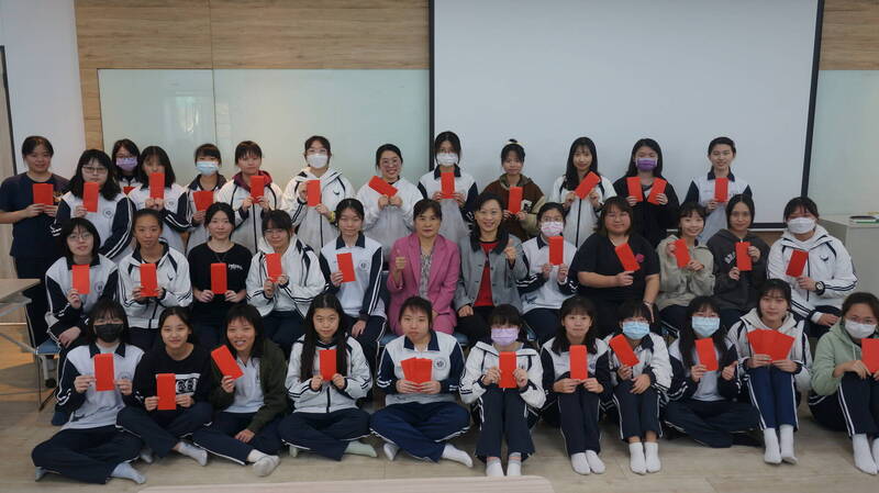 學測滿級分就有紅包！ 彰女家長會豪撒獎勵 1科1封拿好拿滿 - 生活 - 自由時報電子報