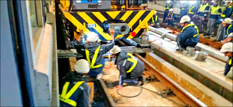 機捷工程車偏移軌道 清早列車受影響 - 生活 - 自由時報電子報