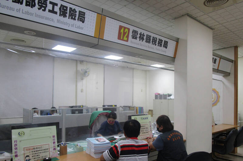 闖712次ETC挨罰32萬不繳  男子遭查封土地扣存款 - 社會 - 自由時報電子報