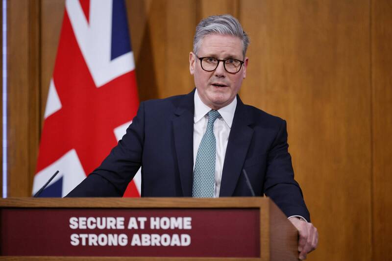 英國首相施凱爾宣布，自2027年起，提高防衛支出至國內生產毛額（GDP）的2.5%，且最快2029年起提升至3%。（歐新社）