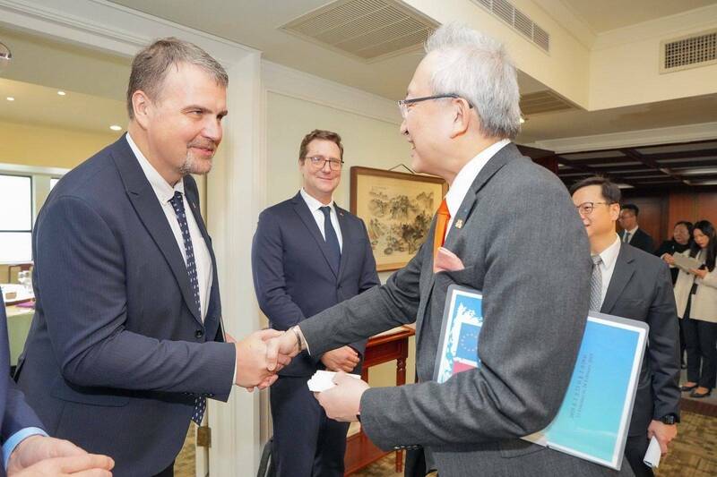 歐洲議會跨黨派議員訪台 團長：對台民主社會印象深刻 - 政治 - 自由時報電子報