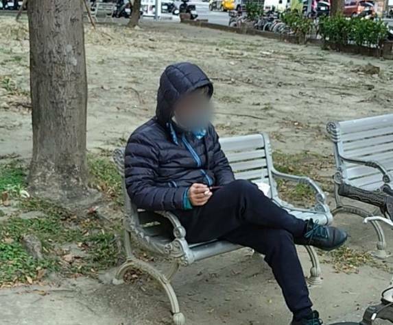 檢舉公園抽菸控警1小時未到場 雄警駁斥：8分鐘就抵達 - 社會 - 自由時報電子報
