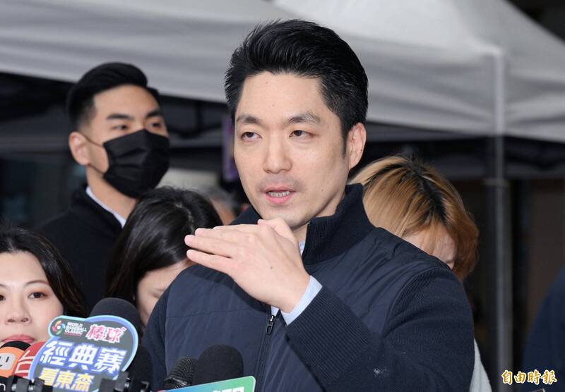 批蔣萬安從未為派警跟蹤市民認錯道歉 吳靜怡：蔣家戒嚴幽靈復辟警訊？ - 政治 - 自由時報電子報