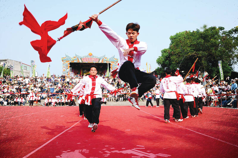 228連假好天氣爆出遊潮！ 全國風景區遊客比過年還多 - 生活 - 自由時報電子報