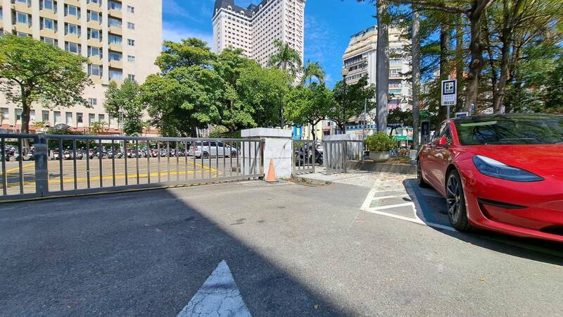 「爆破彈」轟擊台中市政府交通局？「好奇男」亂放炮觸犯社維法開罰 - 社會 - 自由時報電子報