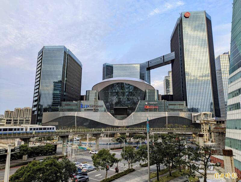 南港LaLaport開幕倒數 交通疏導、停車規劃曝光 - 生活 - 自由時報電子報