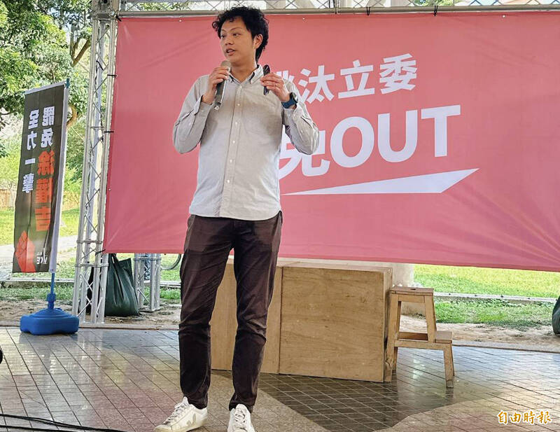 罷免涂權吉領銜人感性謝謝大家 盼二階收到5萬份連署書 - 政治 - 自由時報電子報