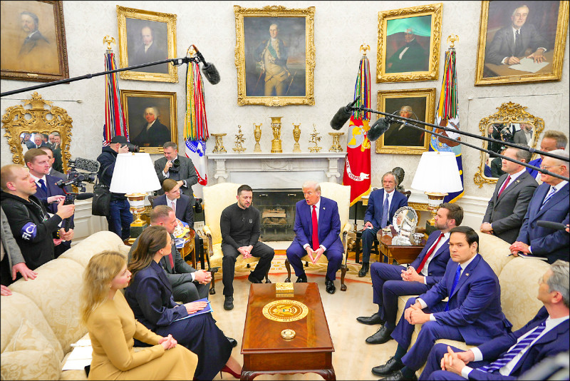 烏克蘭總統澤倫斯基二月廿八日在白宮與美國總統川普會面時爆發爭吵。（美聯社）