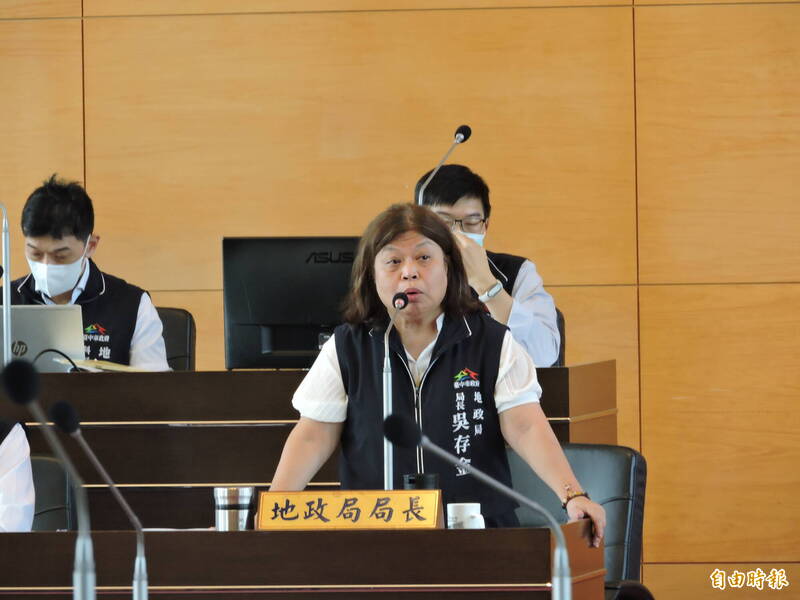 地政局長吳存金疑特別費遭搜索 台中市府：尊重司法未調職務 - 社會 - 自由時報電子報
