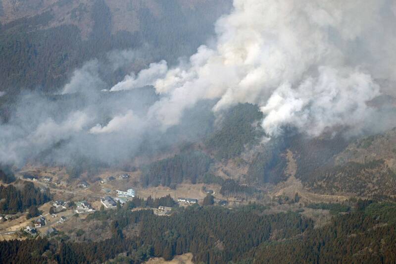 日岩手縣山林火災延燒4天持續擴大 釀1死84棟建物毀損 - 國際 - 自由時報電子報