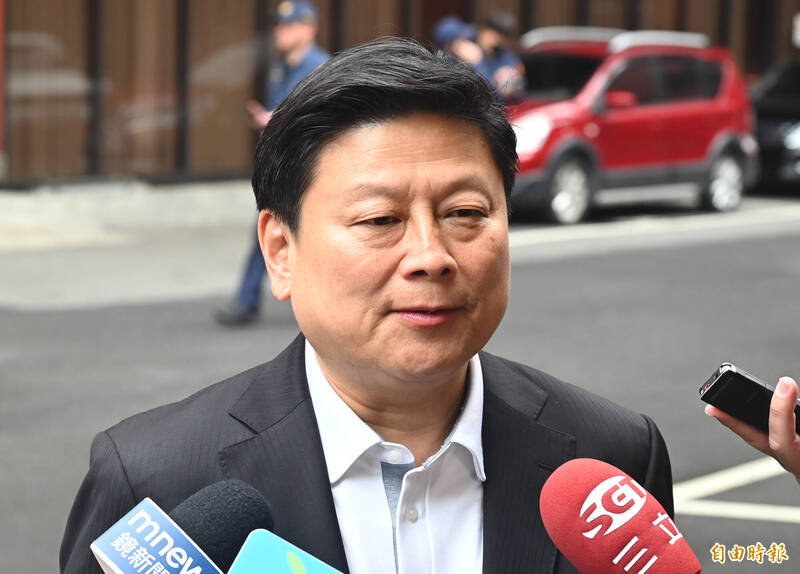 傅崐萁赴港領旨？ 民團明赴高檢署告發違反外患罪、反滲透法 - 政治 - 自由時報電子報