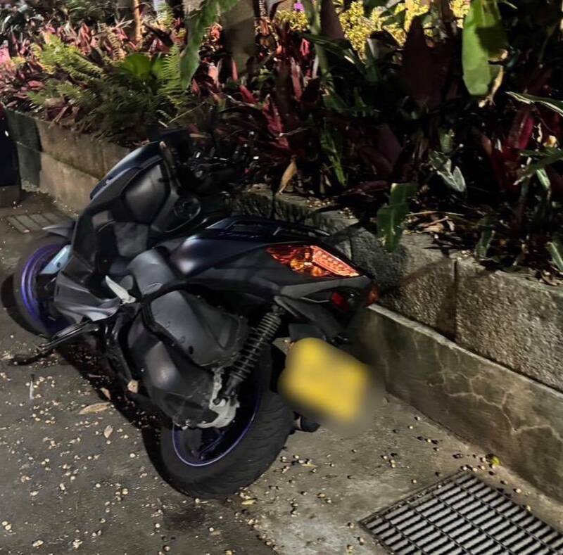 北市街頭11輛機車接連被推倒 竟是無業男失意亂推車洩憤 - 社會 - 自由時報電子報