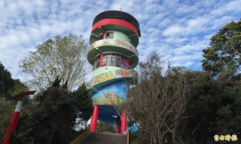 苗縣大湖薑麻園瞭望台地震龜裂 花160萬整修重新對外開放 - 生活 - 自由時報電子報