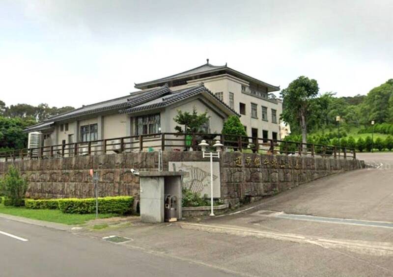 被動收取4喪家解穢紅包3400元 通霄鎮立納骨塔臨時人員判2年 - 社會 - 自由時報電子報