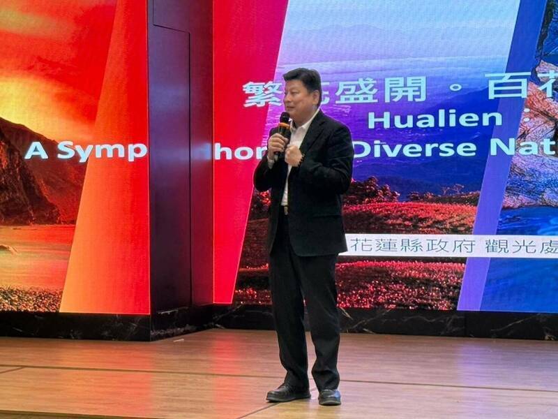 國民黨立委傅崐萁今年2月與花蓮縣府率團前往香港。（翻攝傅崐萁臉書）