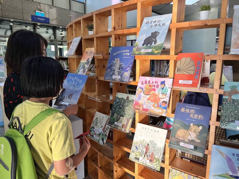 嘉義市世賢圖書館耐震補強完工 增24小時預約取書 - 生活 - 自由時報電子報